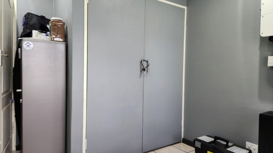 4 Bedroom Property for Sale in Melodie North West